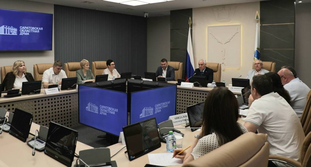 В Саратовской облдуме до конца года уволят 15% сотрудников В Саратовской облдуме до конца года уволят 15% сотрудников